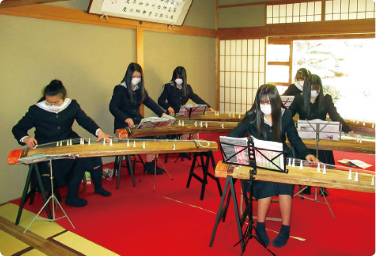 お琴の調べとお抹茶DAY（御幸亭）