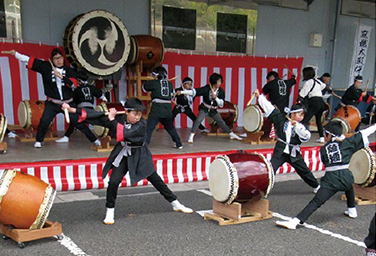 和太鼓演奏(さった太⿎)